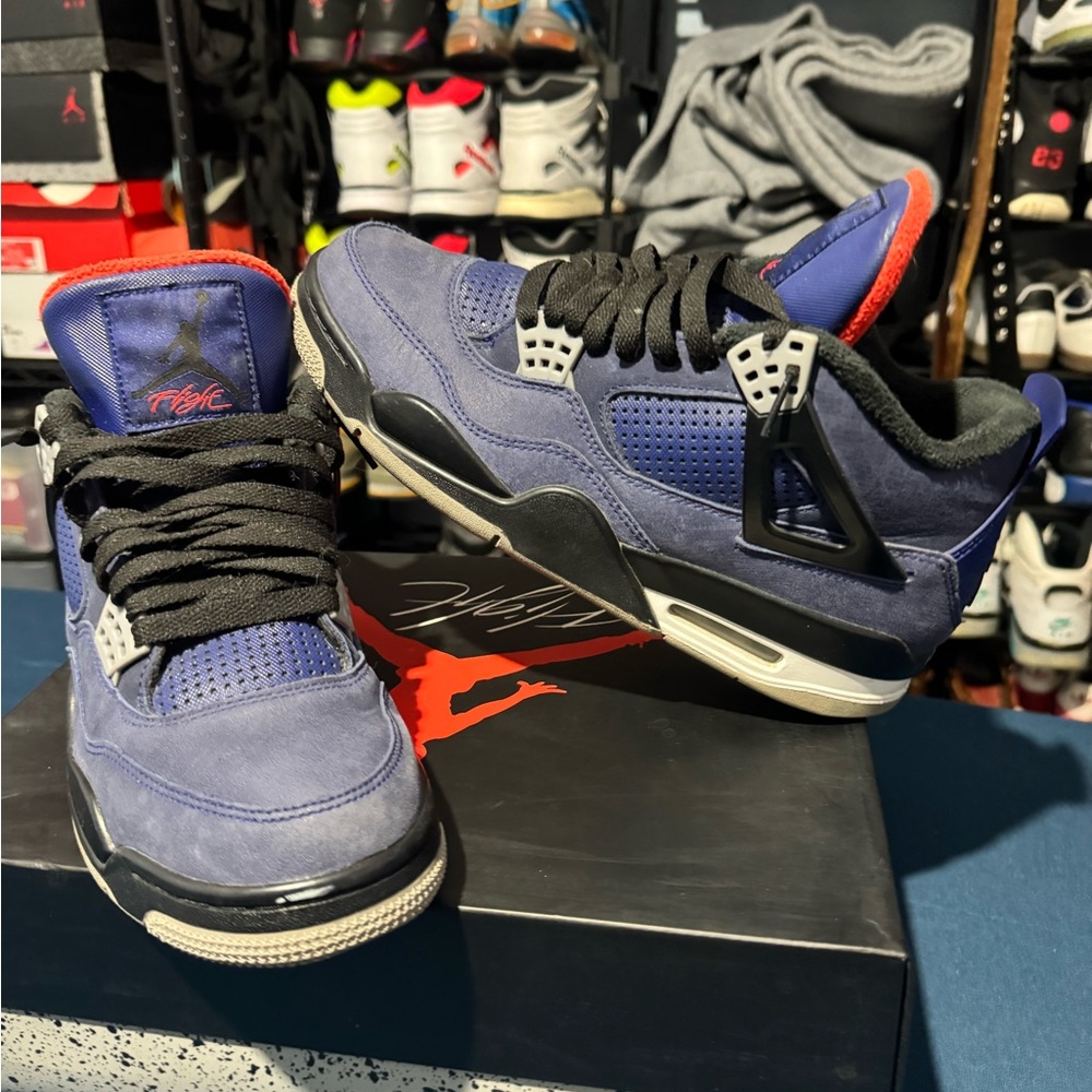 Air Jordan 4’s winter